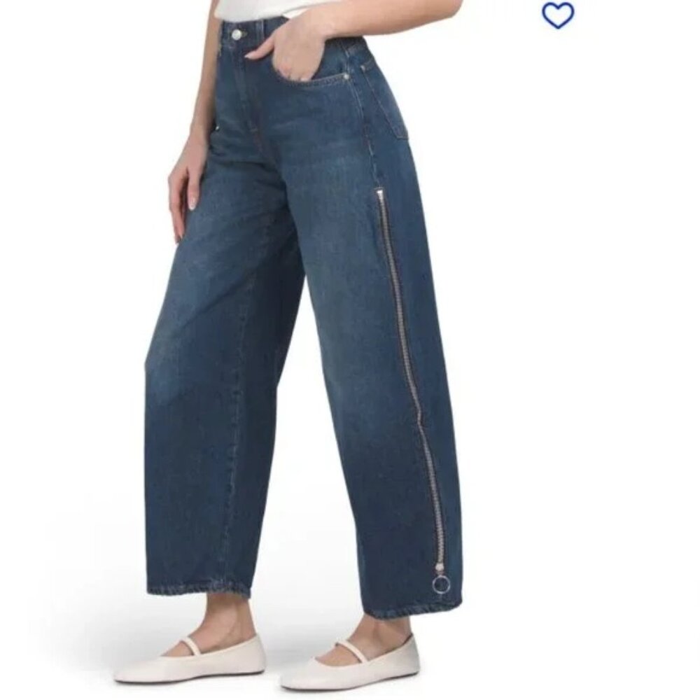 SOLD Made in Italy Bonnie Curviliner Jeans 7 for All Mankind, Size 26